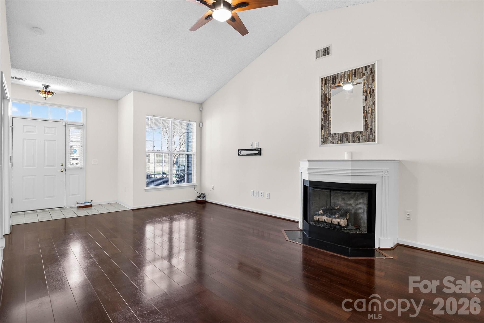 4492 Antelope Lane