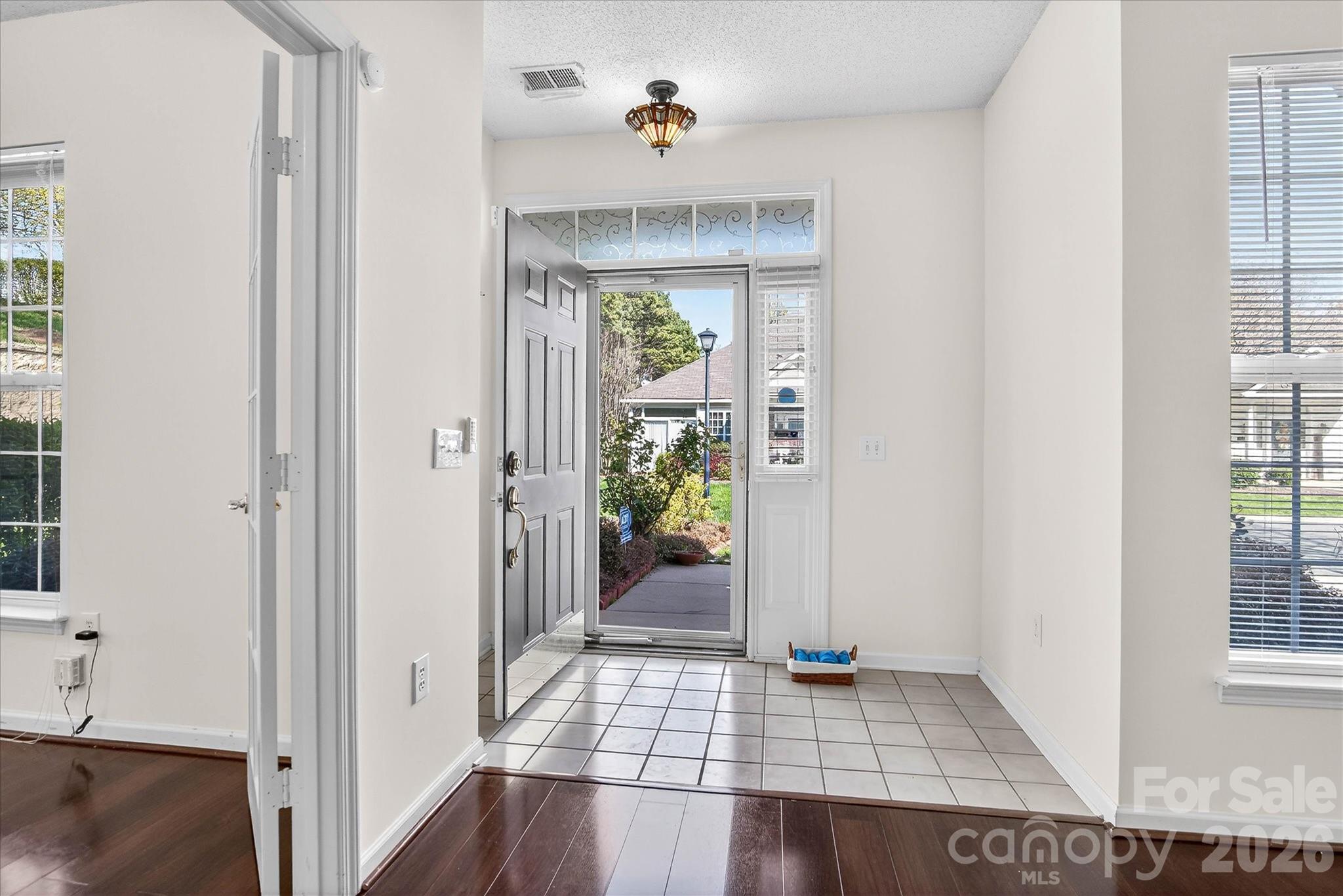 4492 Antelope Lane
