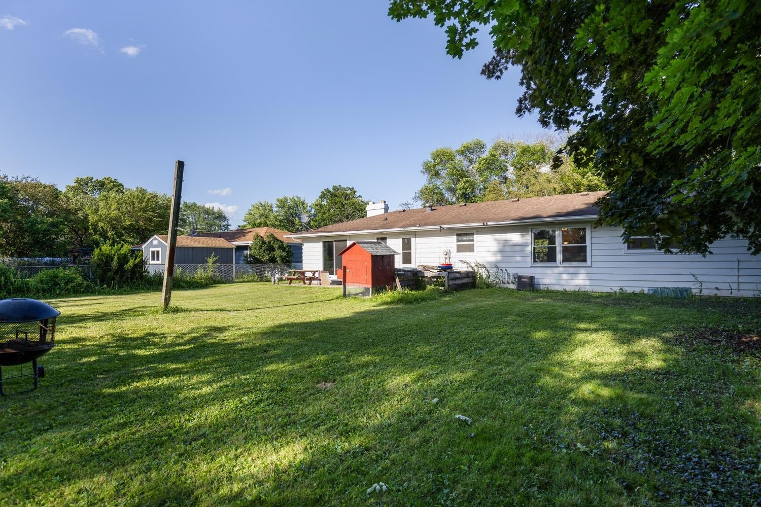 1127 Erie Drive