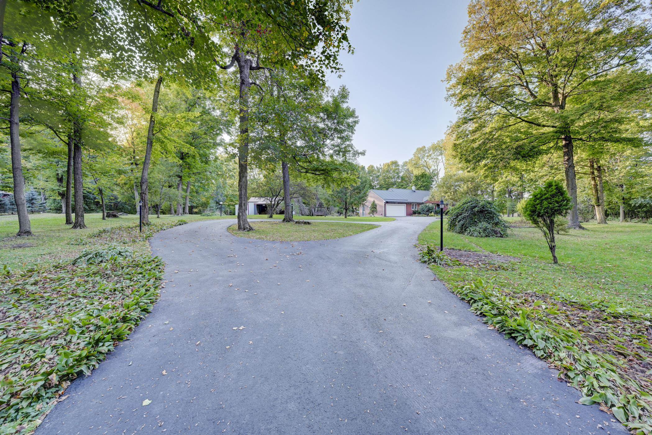 N325 Wolf Road