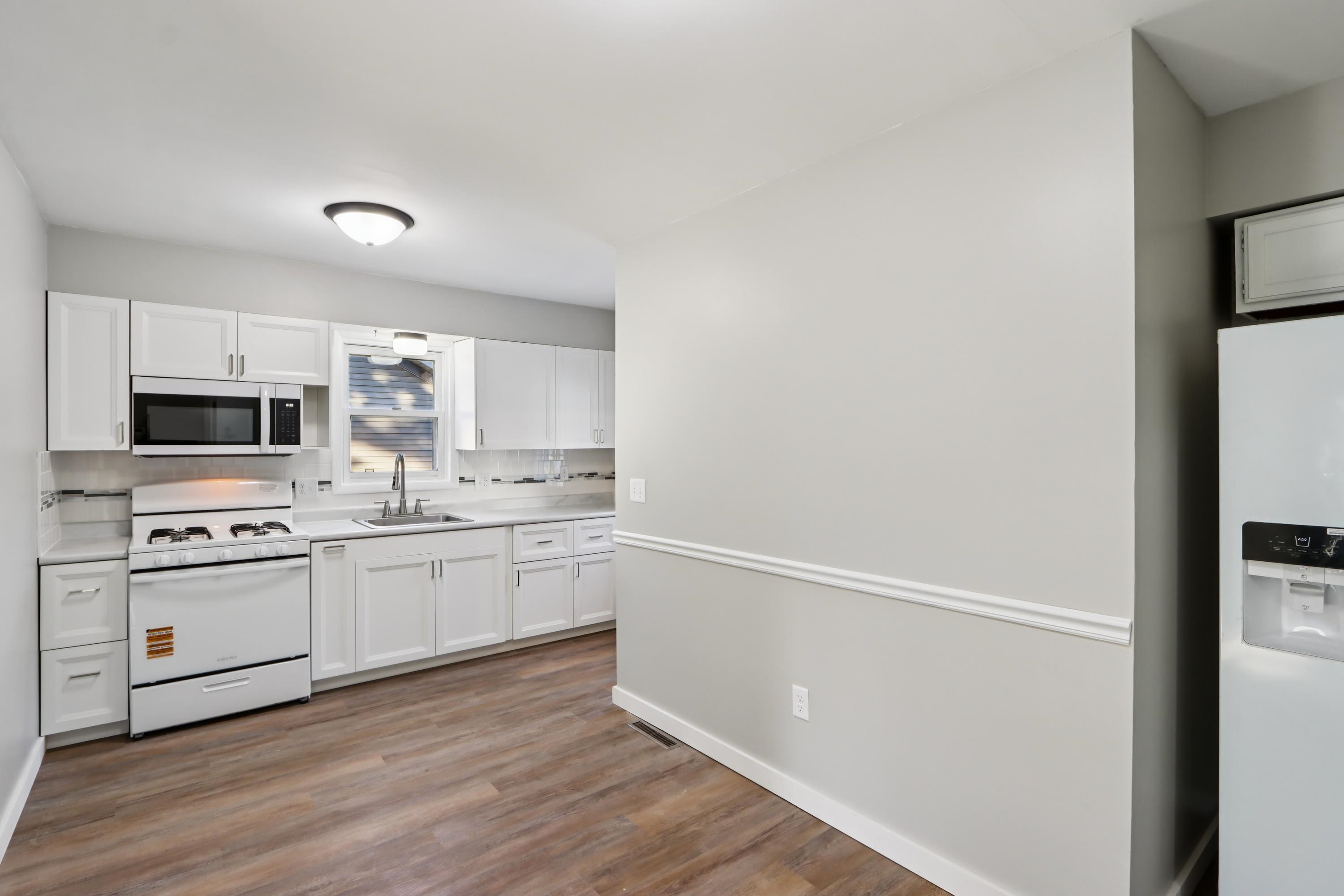323 Center Avenue