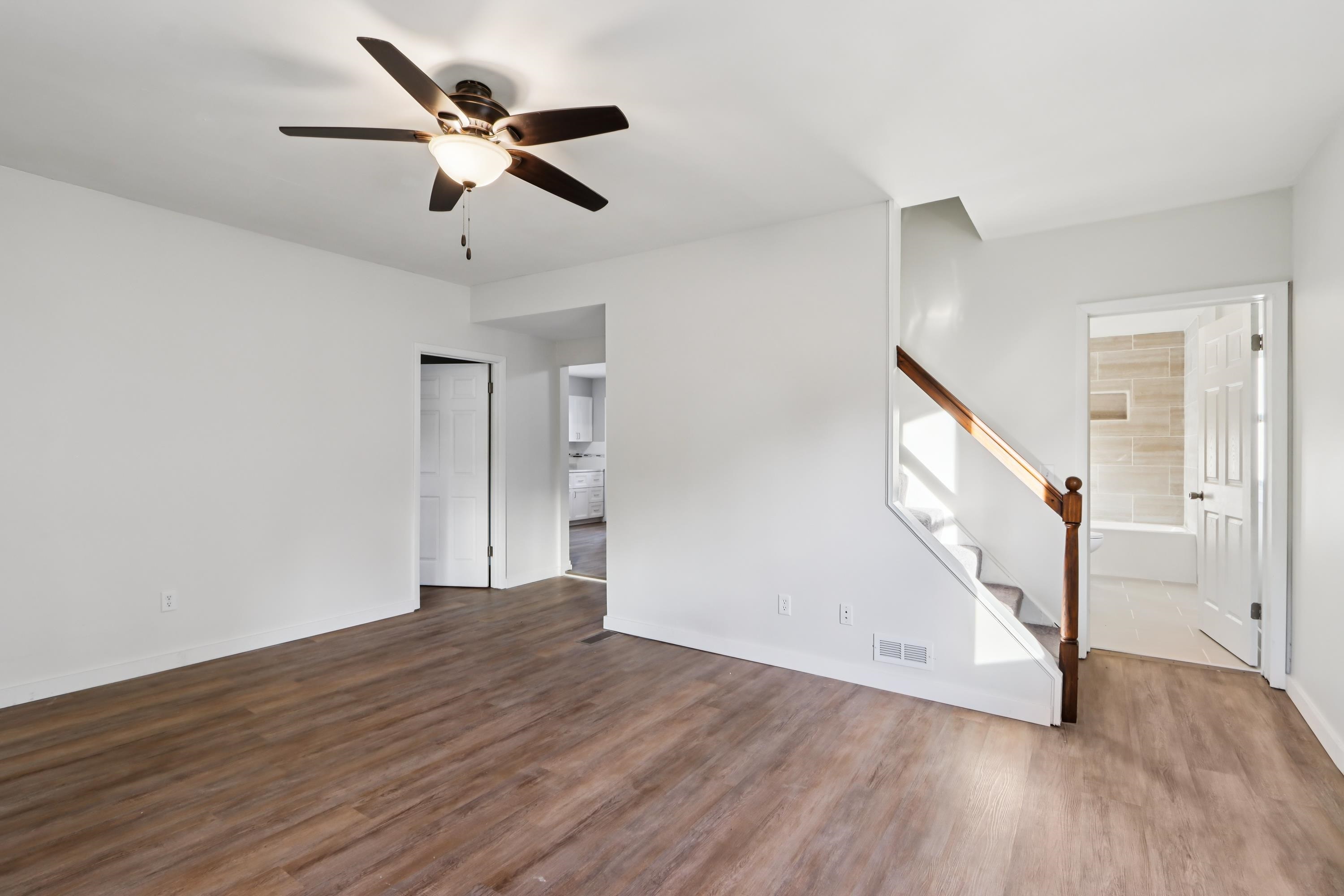 323 Center Avenue