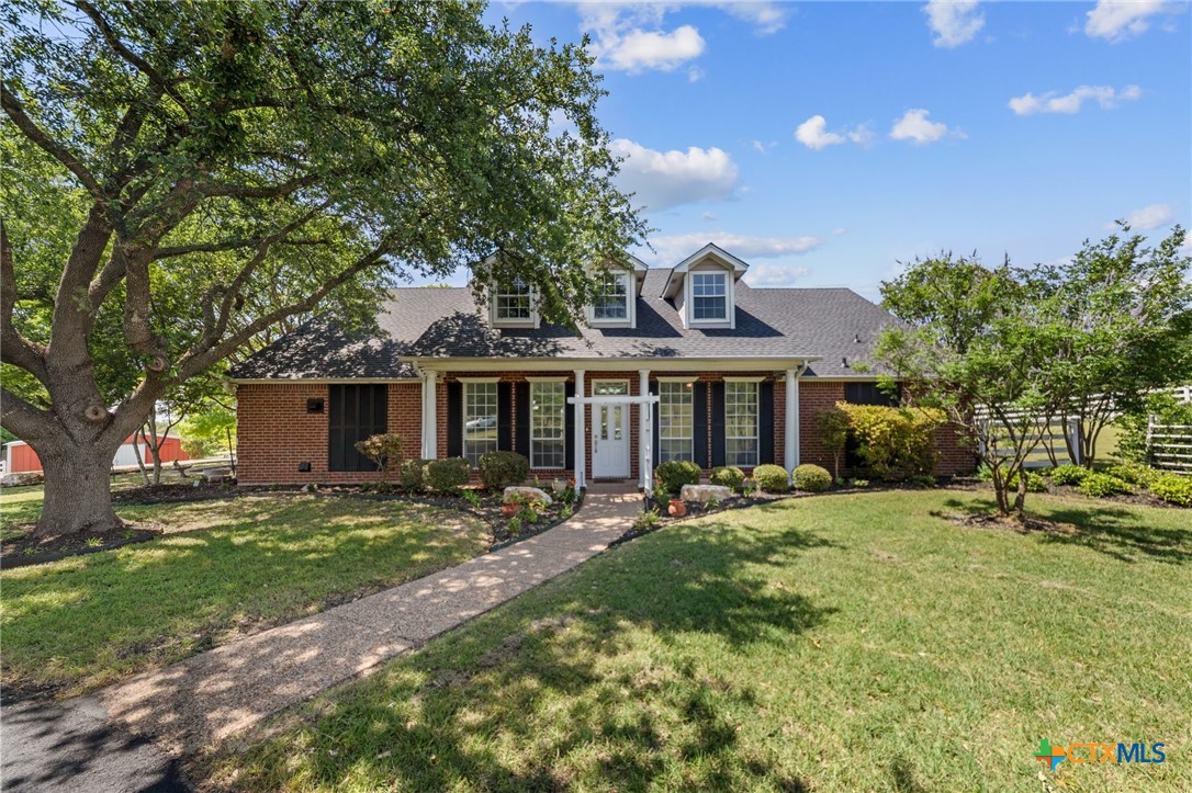 1546 West FM 93 Highway 207