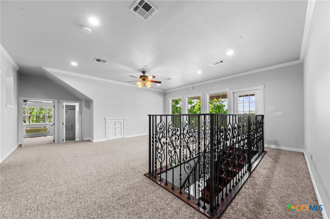 1546 West FM 93 Highway 207