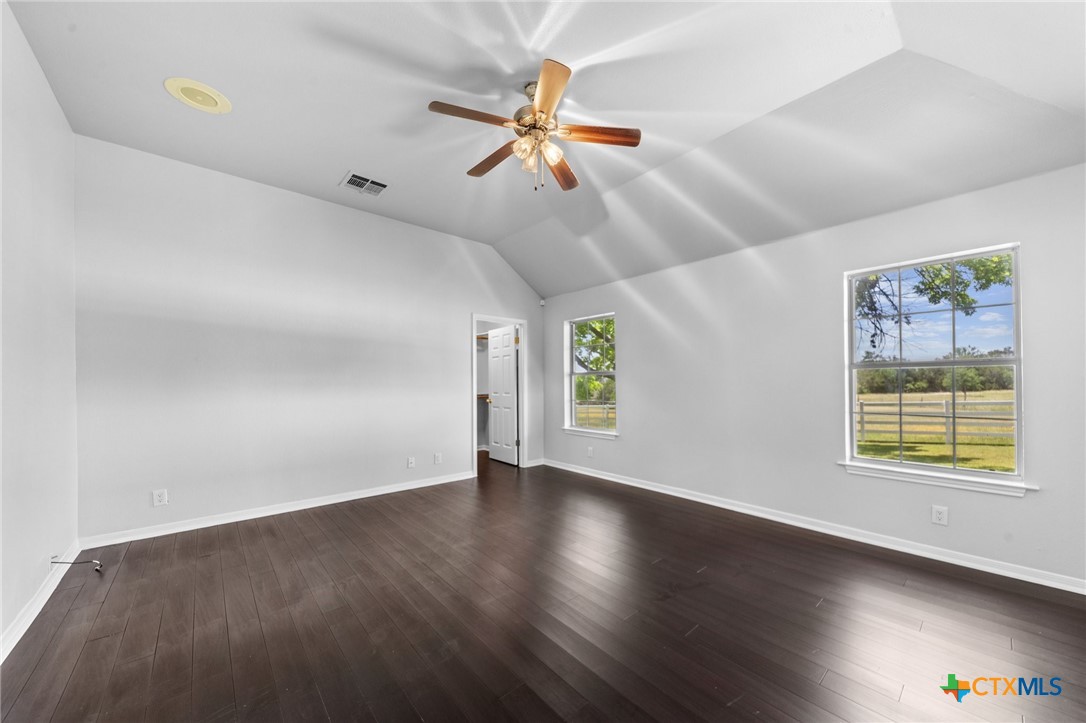 1546 West FM 93 Highway 207