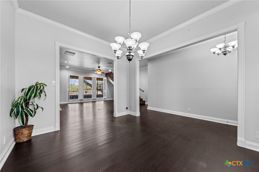 1546 West FM 93 Highway 207