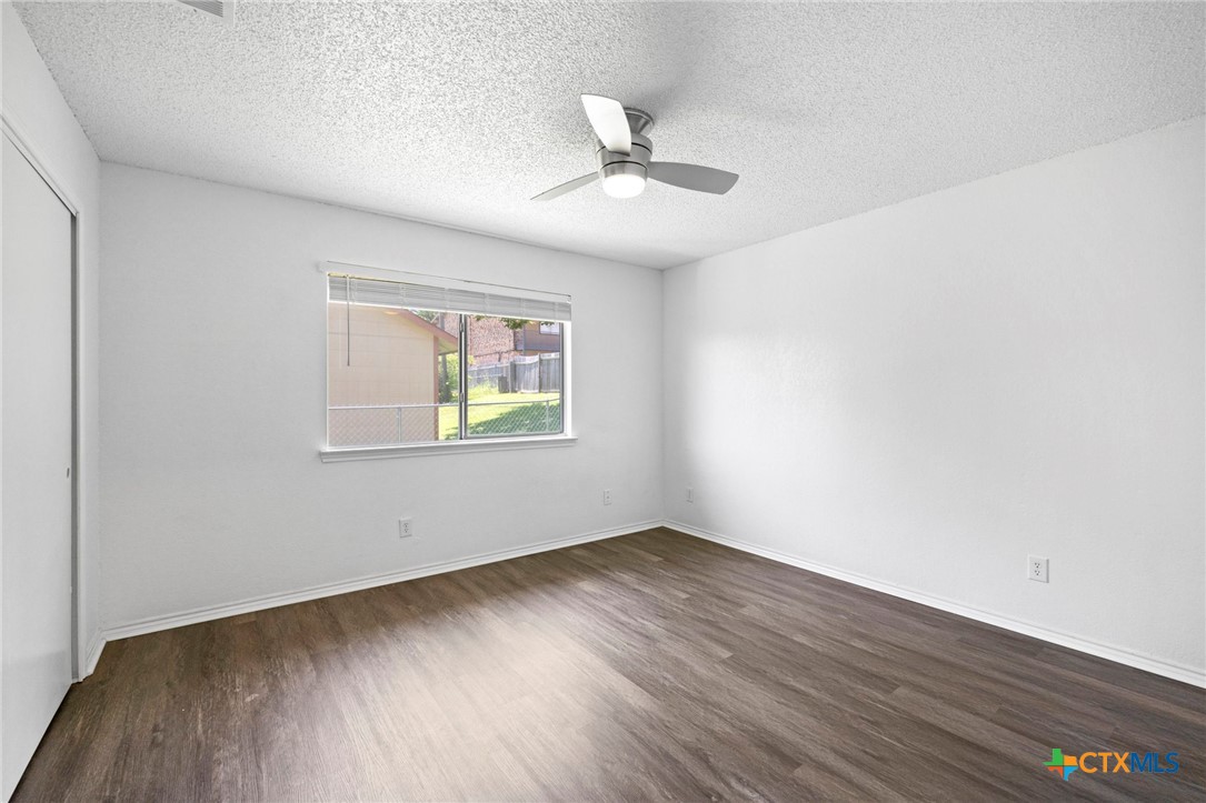 2245 Hilltop Loop