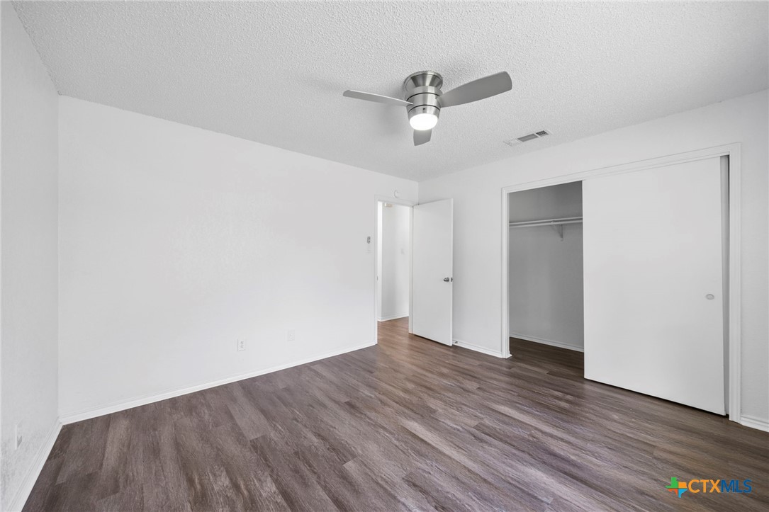 2245 Hilltop Loop