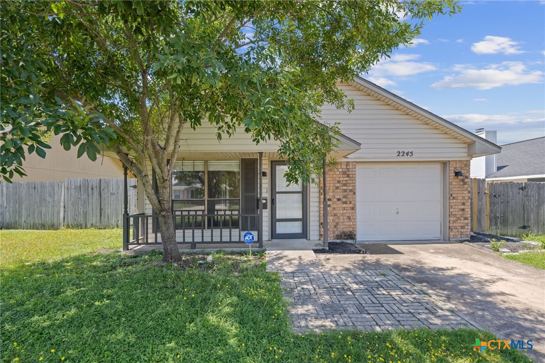2245 Hilltop Loop