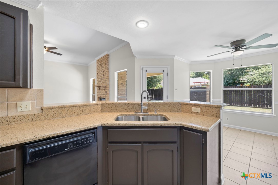 4318 Longhorn Trail