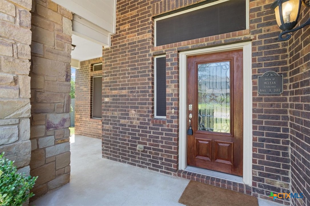 5213 Sandstone Drive