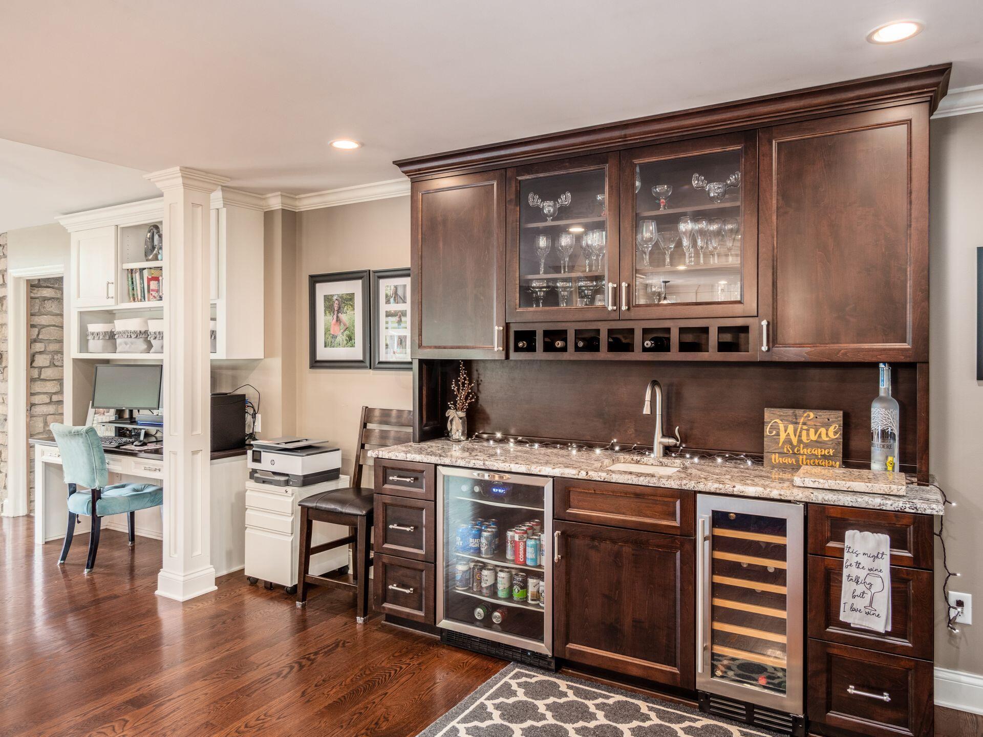 3855 Riverview Drive