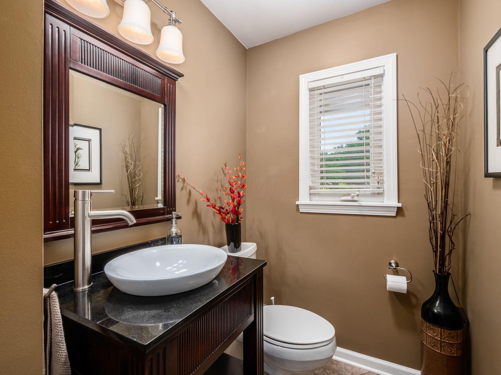 3855 Riverview Drive