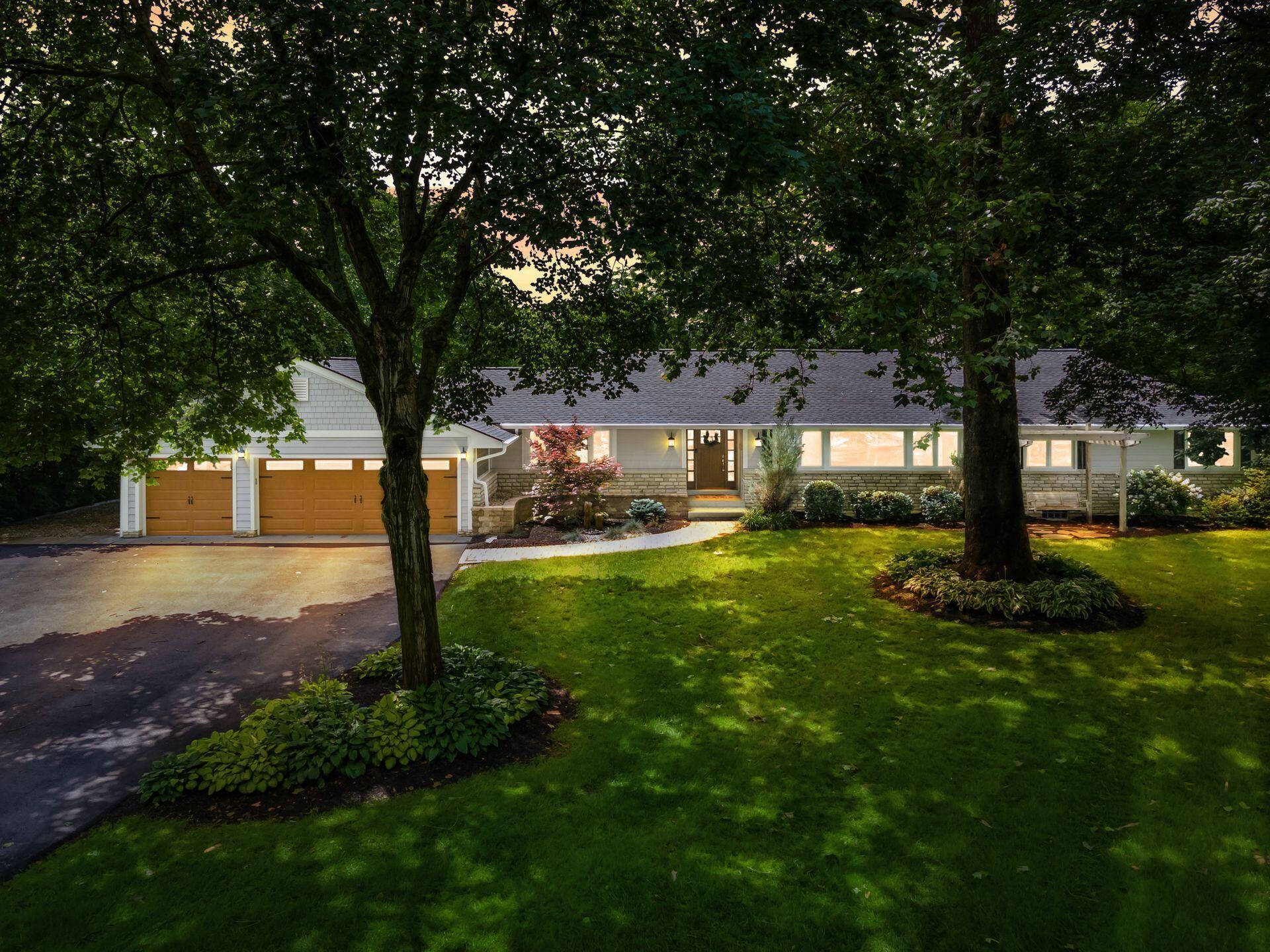 3855 Riverview Drive