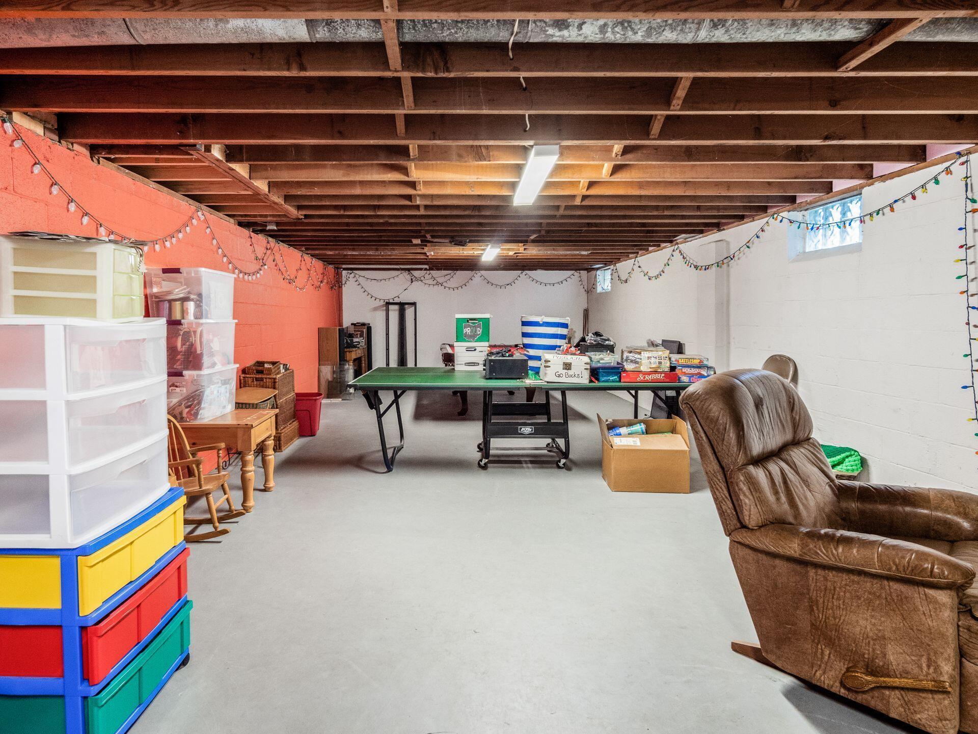 3855 Riverview Drive