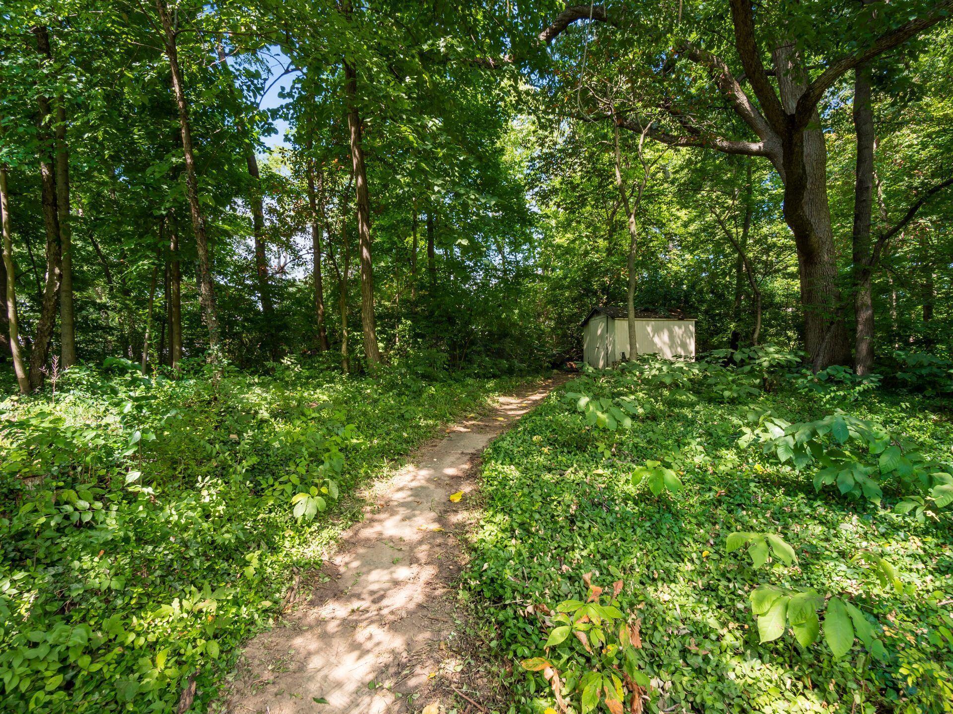 1300 Nantucket Avenue