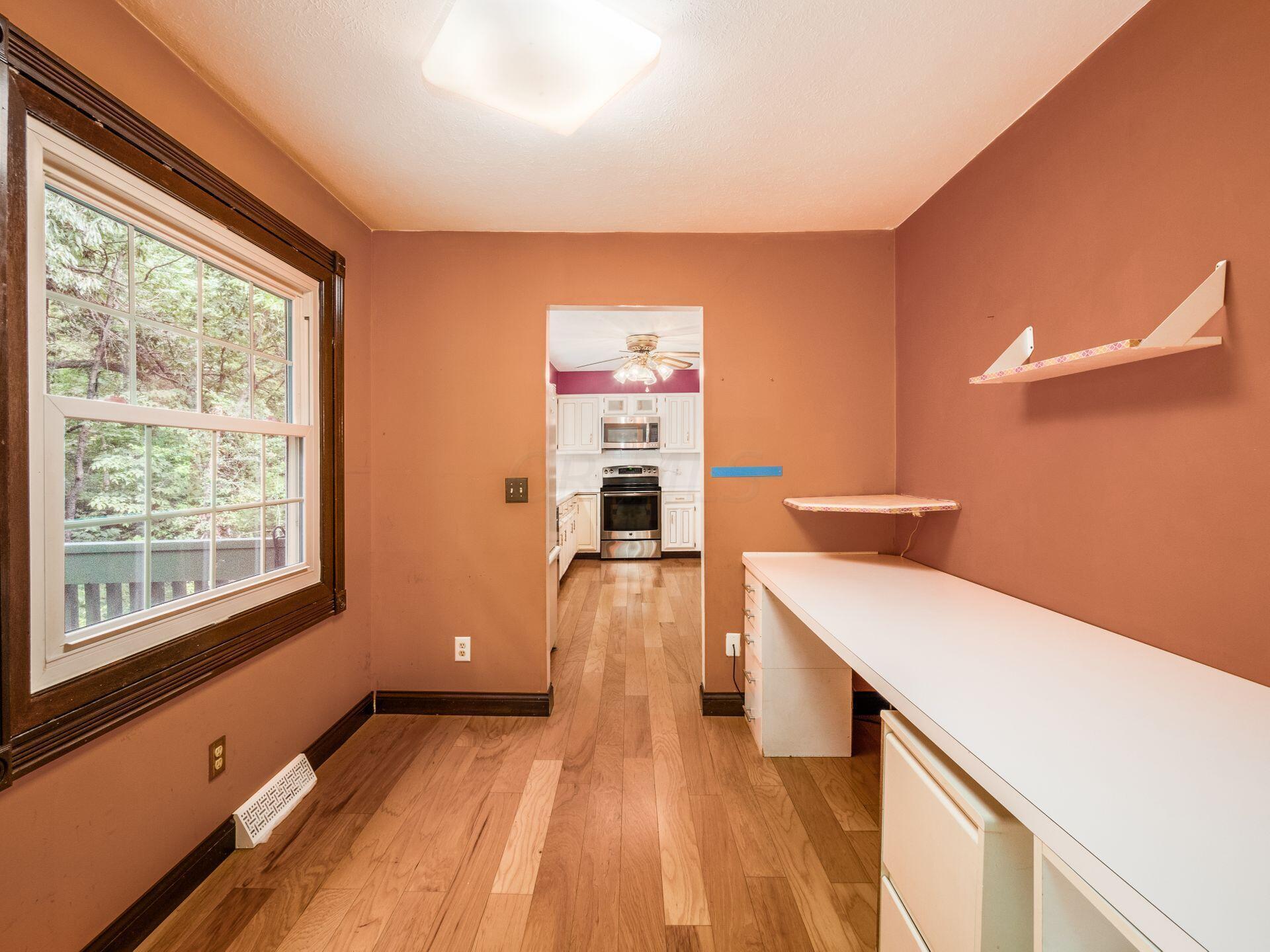 1300 Nantucket Avenue