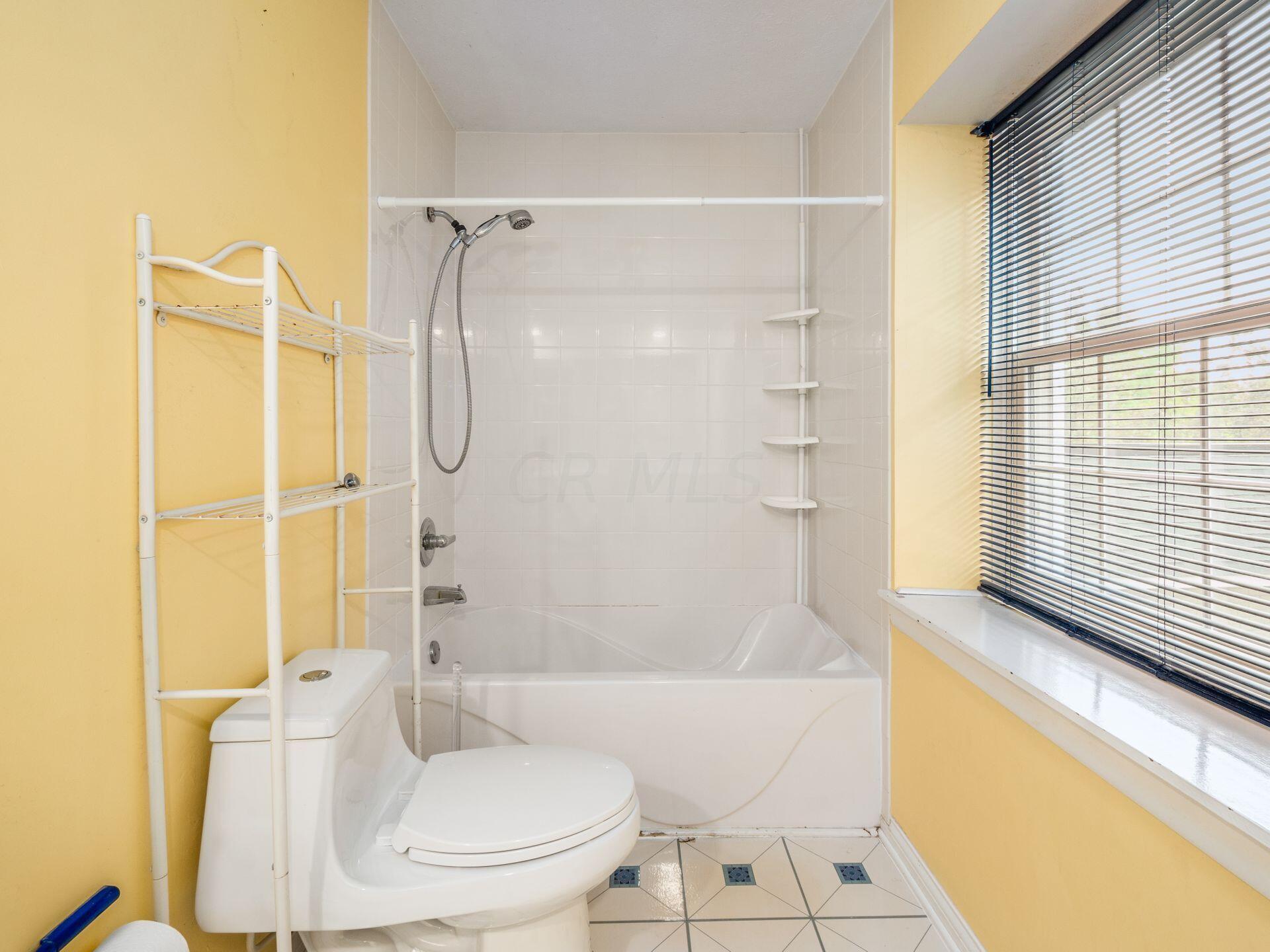 1300 Nantucket Avenue