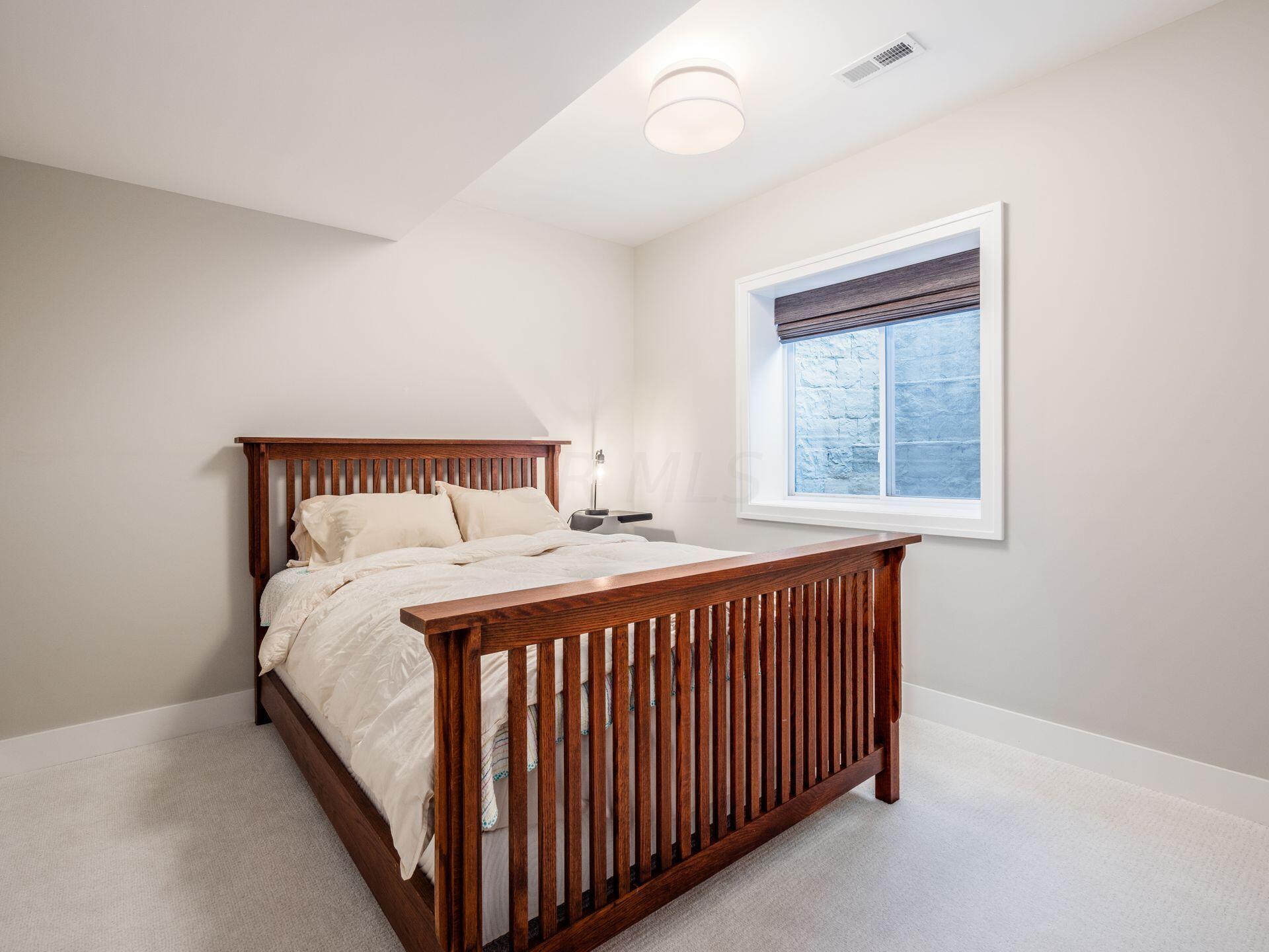 180 Barrington Place