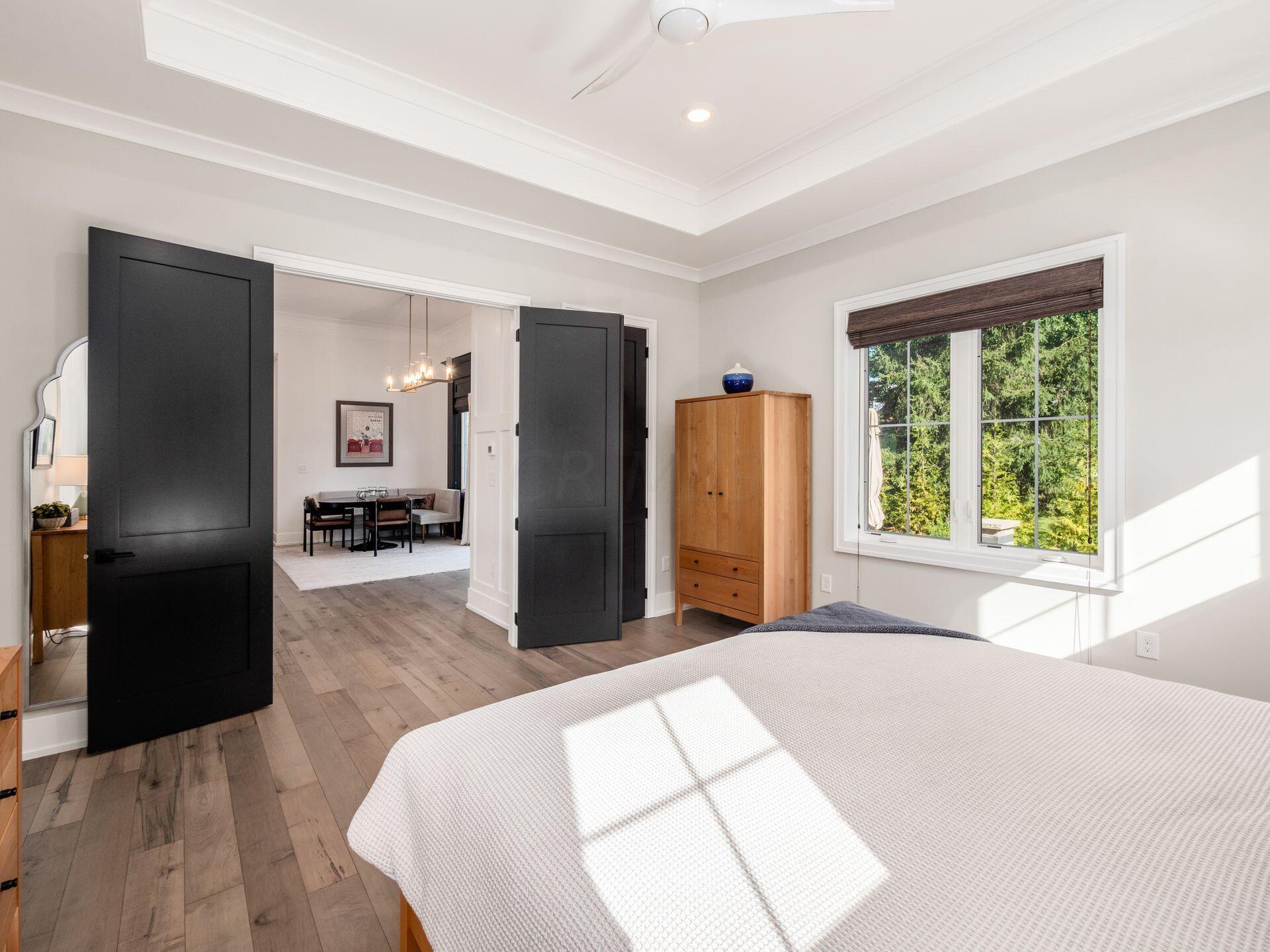 180 Barrington Place