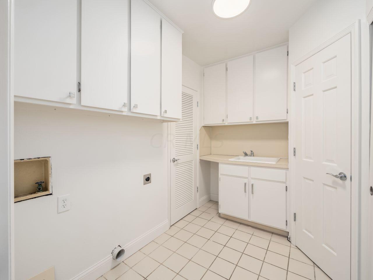 3530 La Rochelle Drive, K24-L