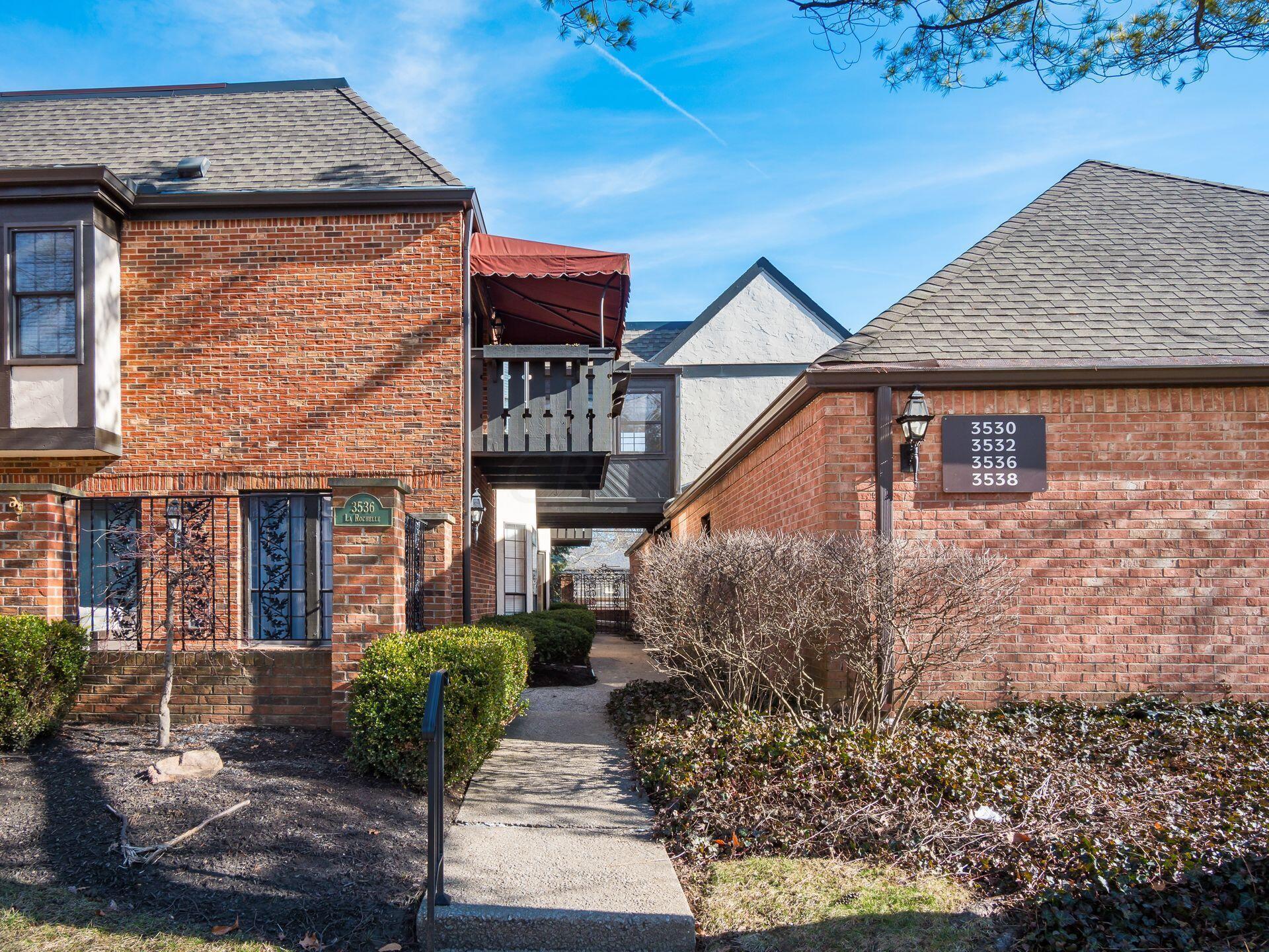 3530 La Rochelle Drive, K24-L