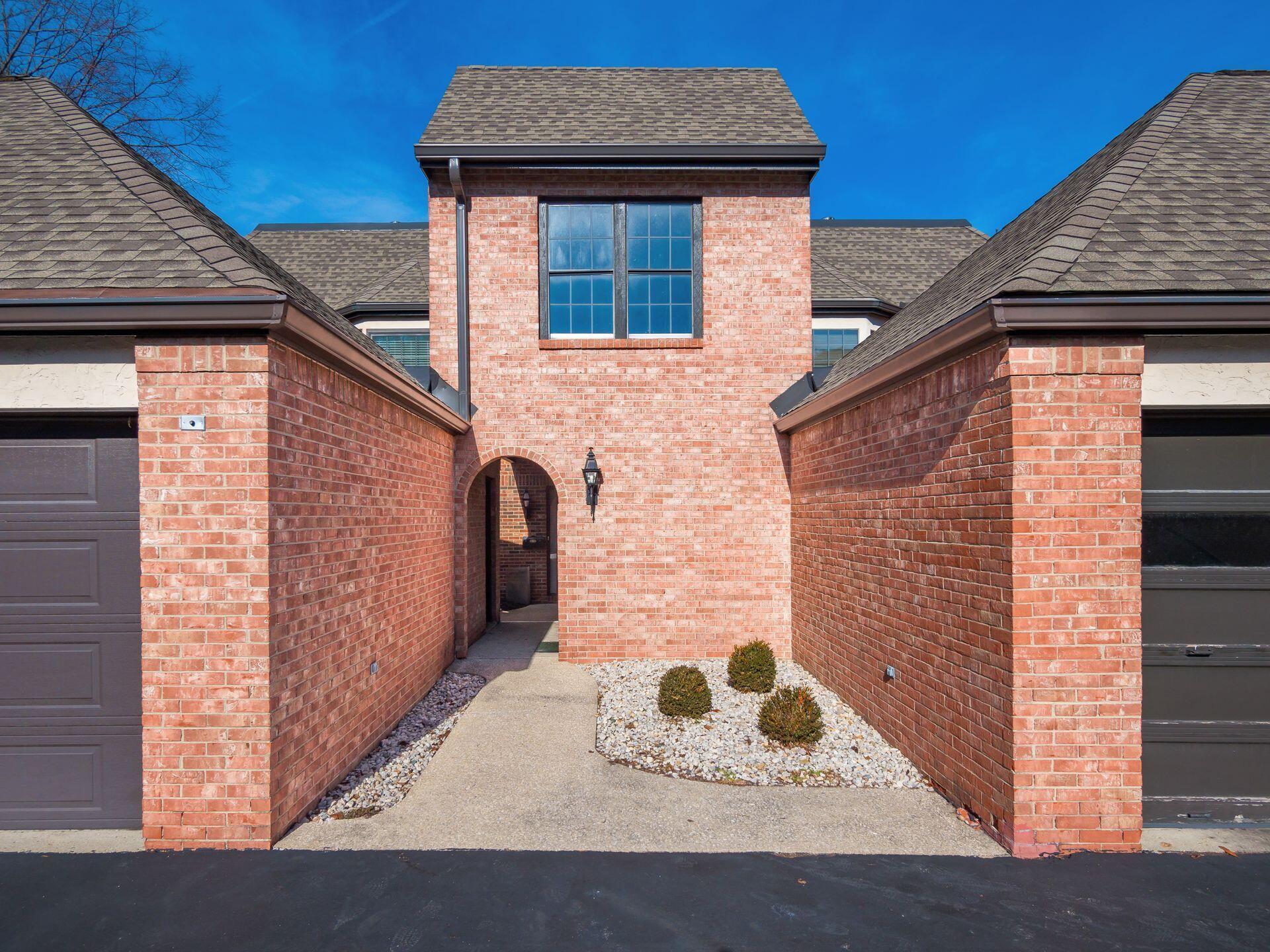 3530 La Rochelle Drive, K24-L