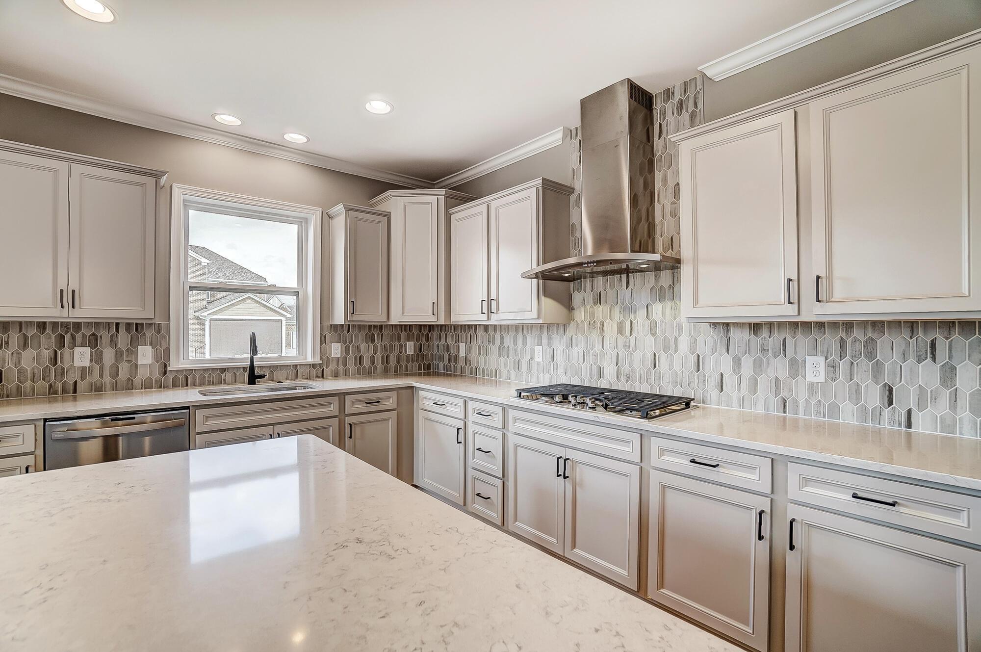 1943 Spindletop Lane