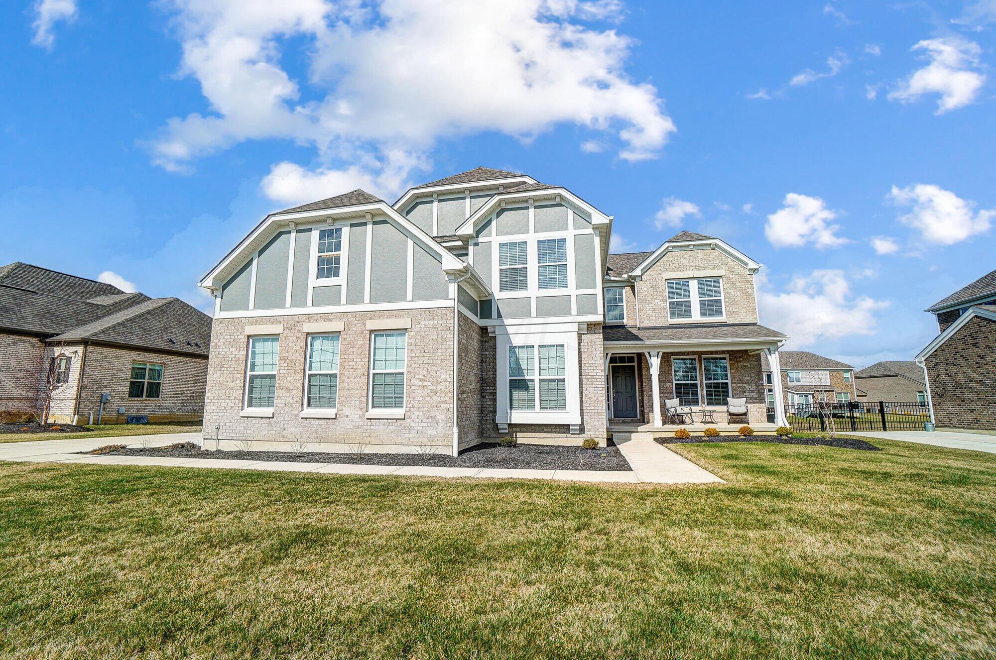 1943 Spindletop Lane