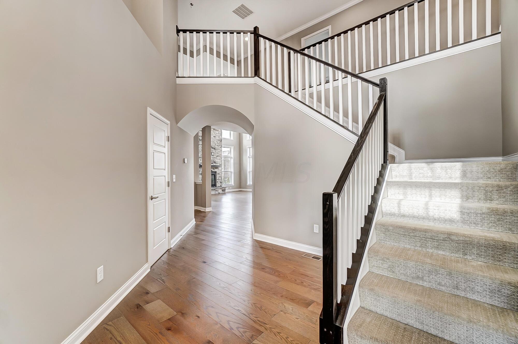 1943 Spindletop Lane