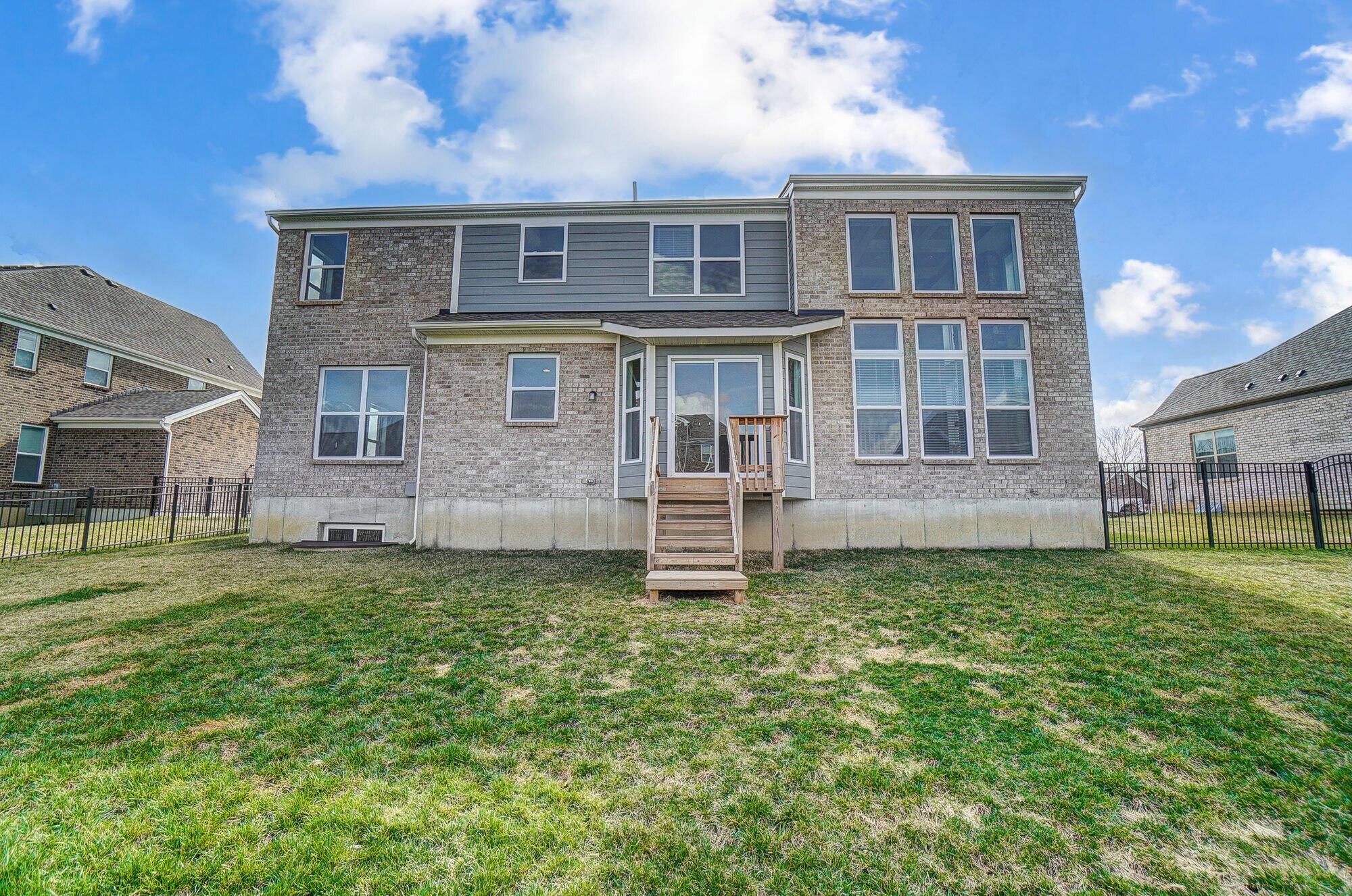 1943 Spindletop Lane