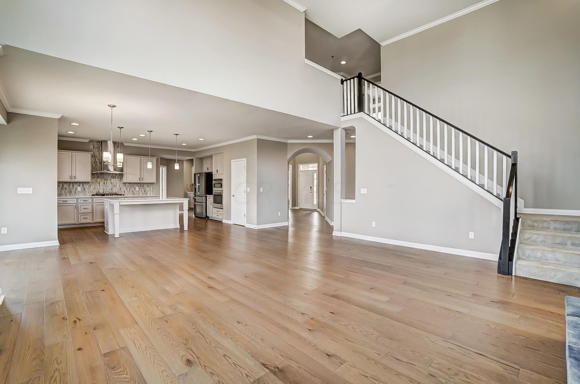 1943 Spindletop Lane