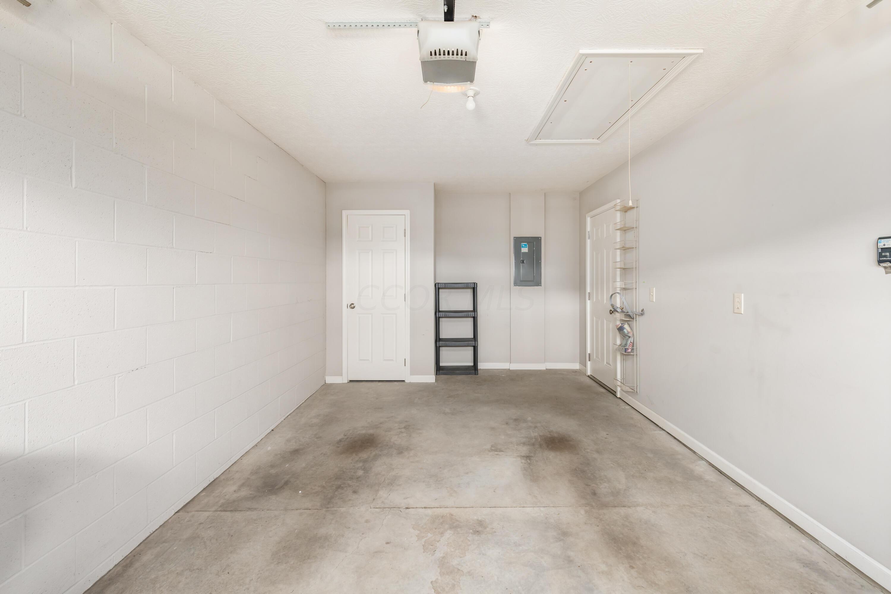 885 Hickory Hill Drive