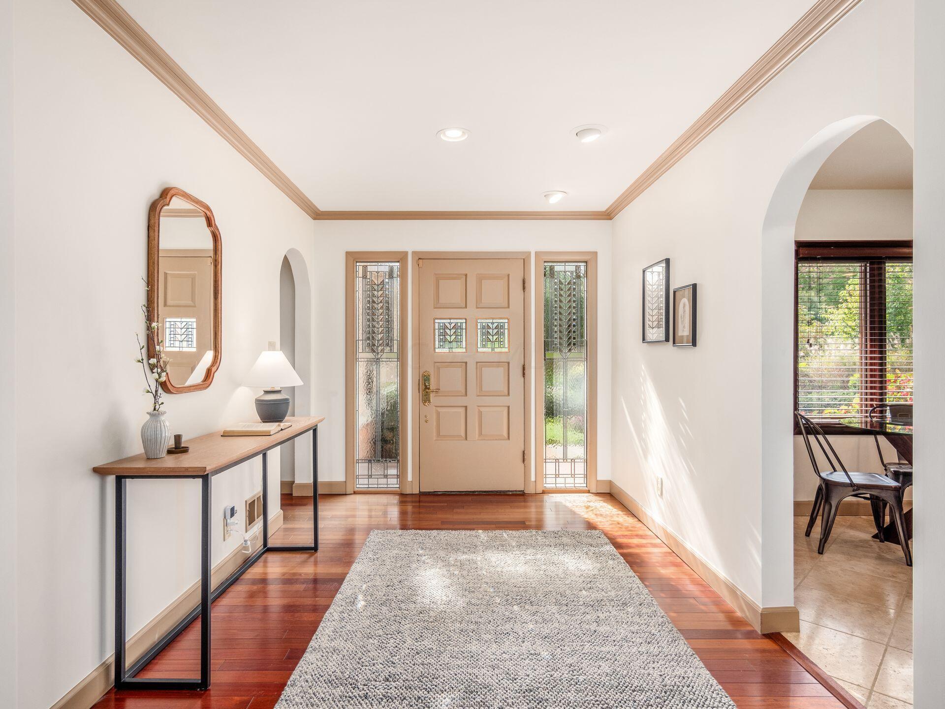 2536 Canterbury Road