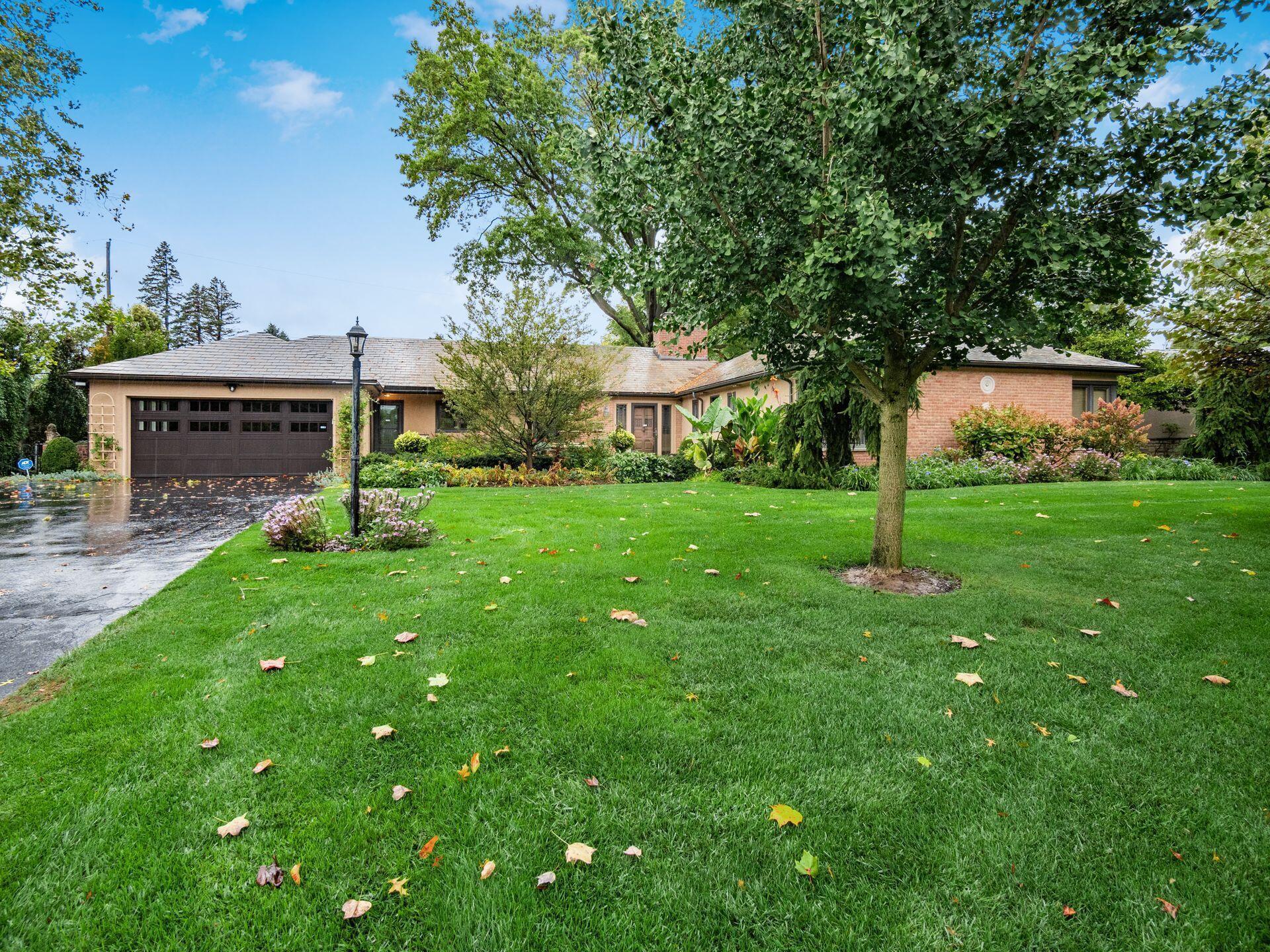 2536 Canterbury Road