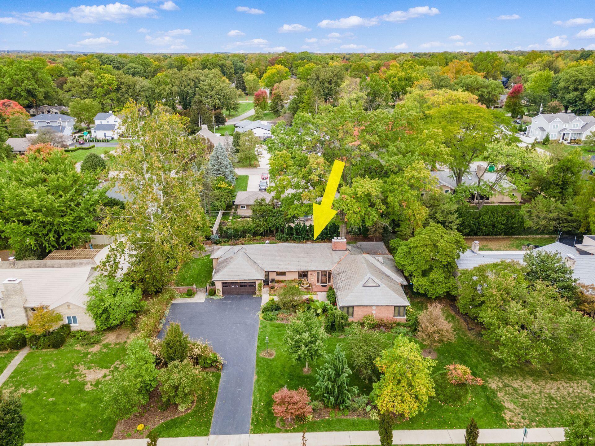 2536 Canterbury Road