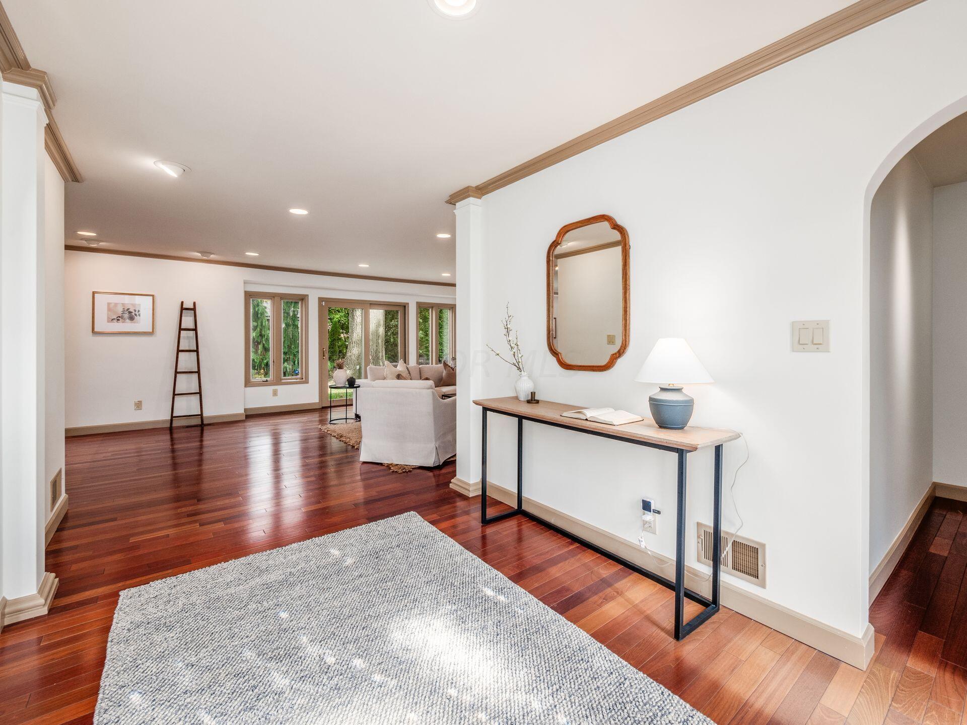 2536 Canterbury Road