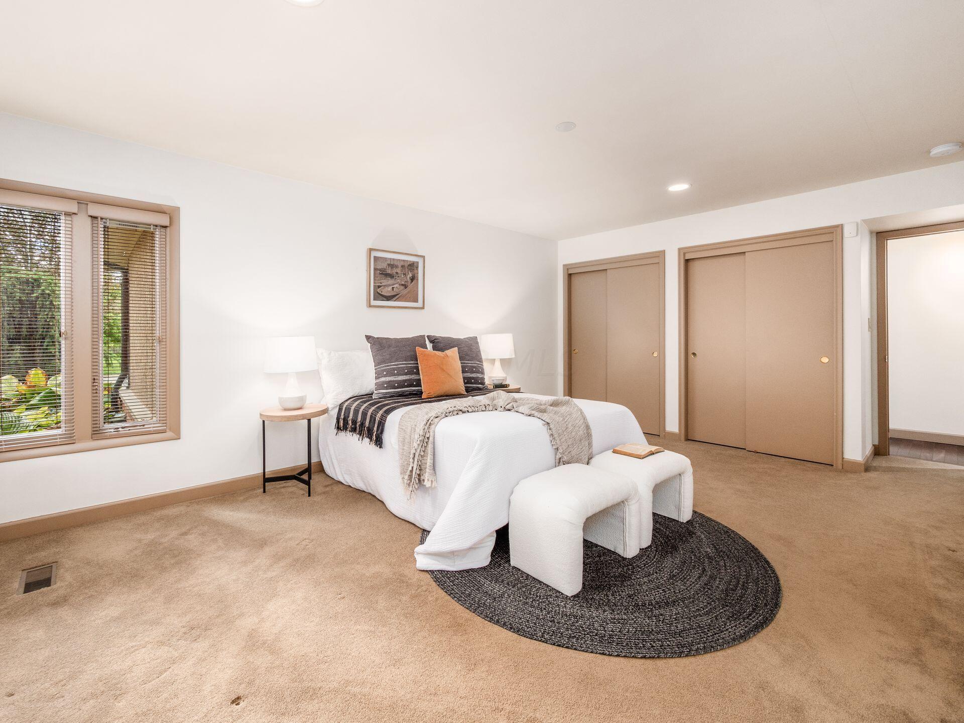 2536 Canterbury Road