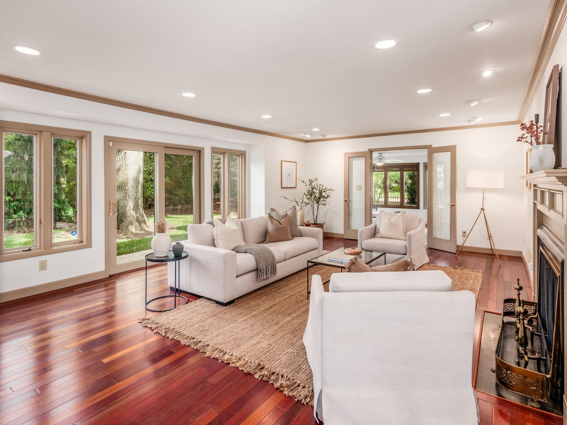 2536 Canterbury Road