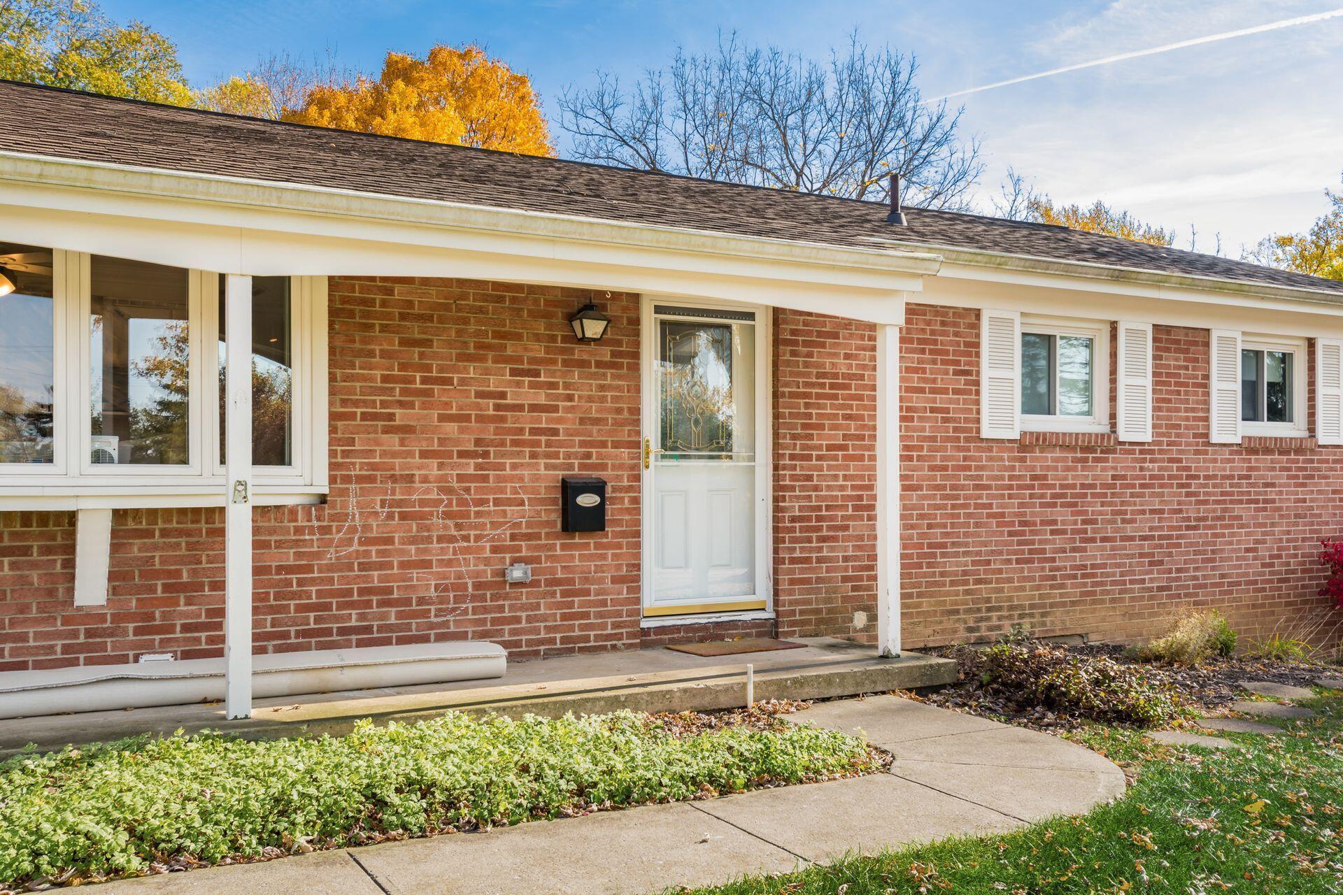 7230 Riverside Drive