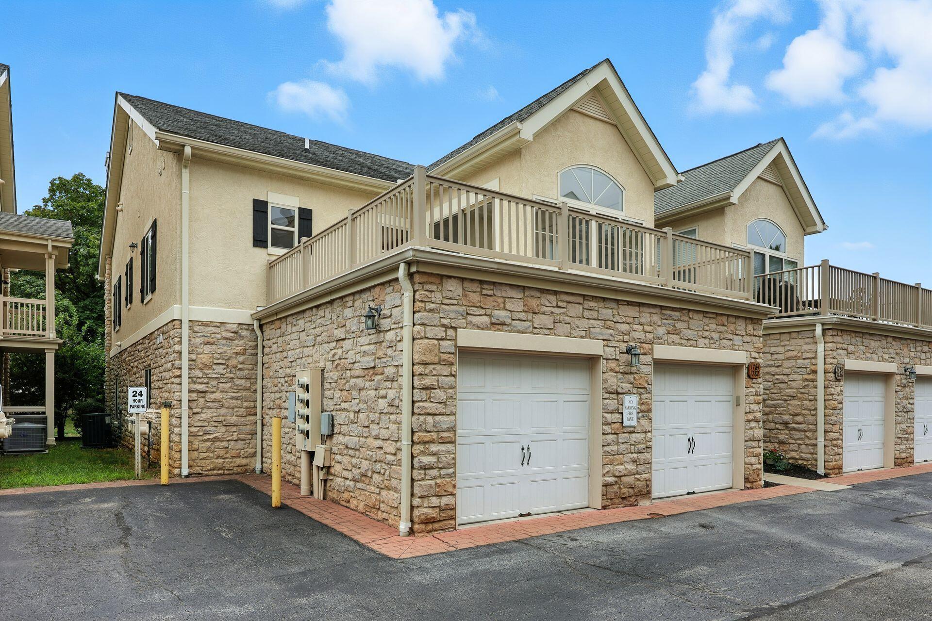 1784 Ridgecliff Road