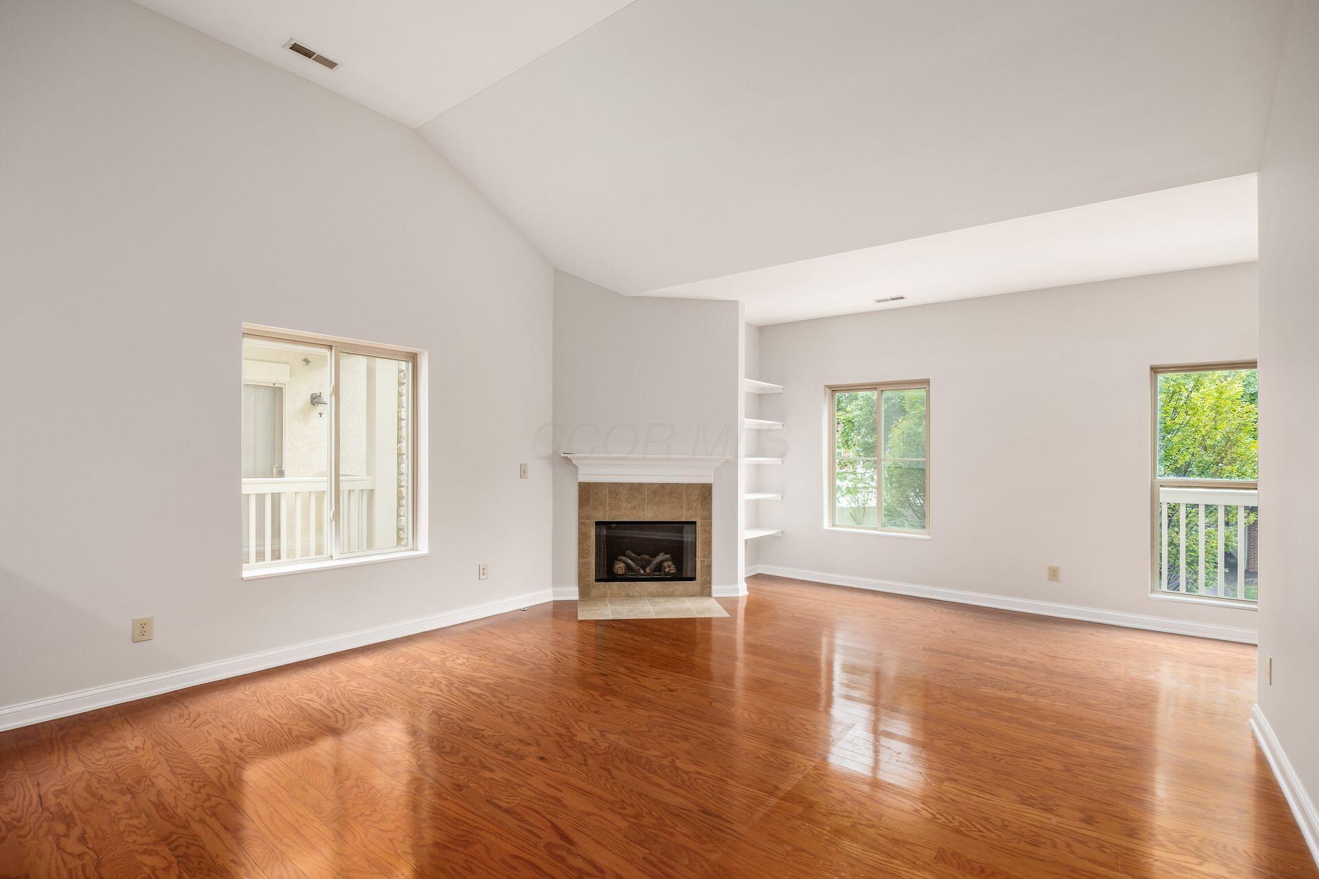 1784 Ridgecliff Road