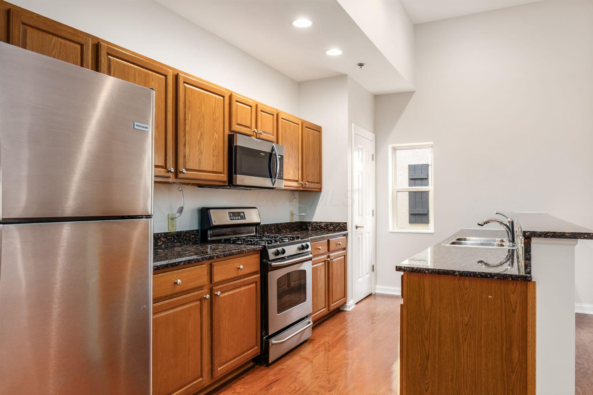 1784 Ridgecliff Road