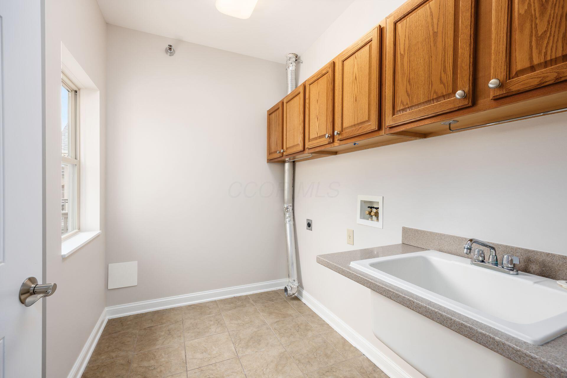 1784 Ridgecliff Road