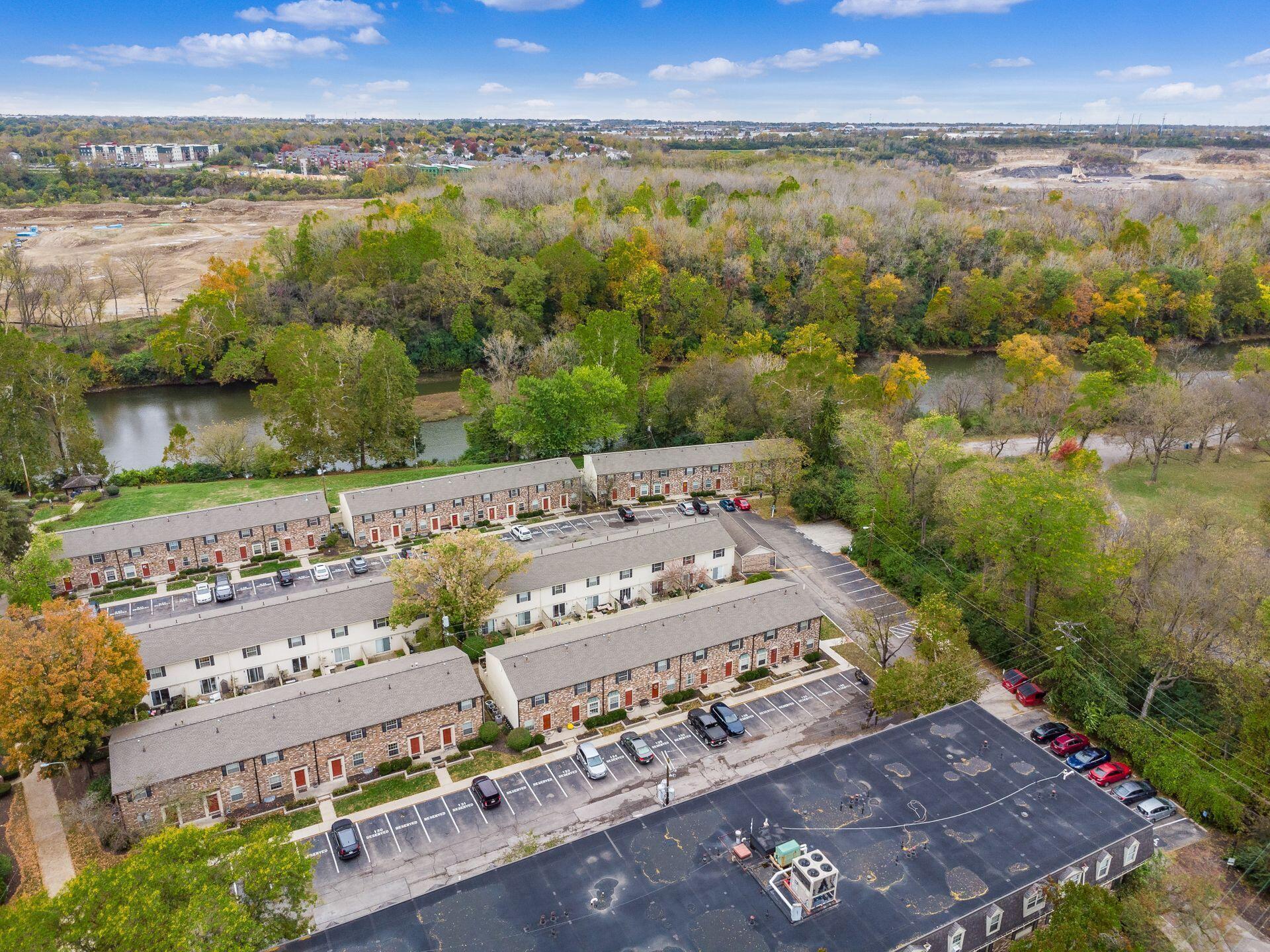 2589 Olde Hill Court N