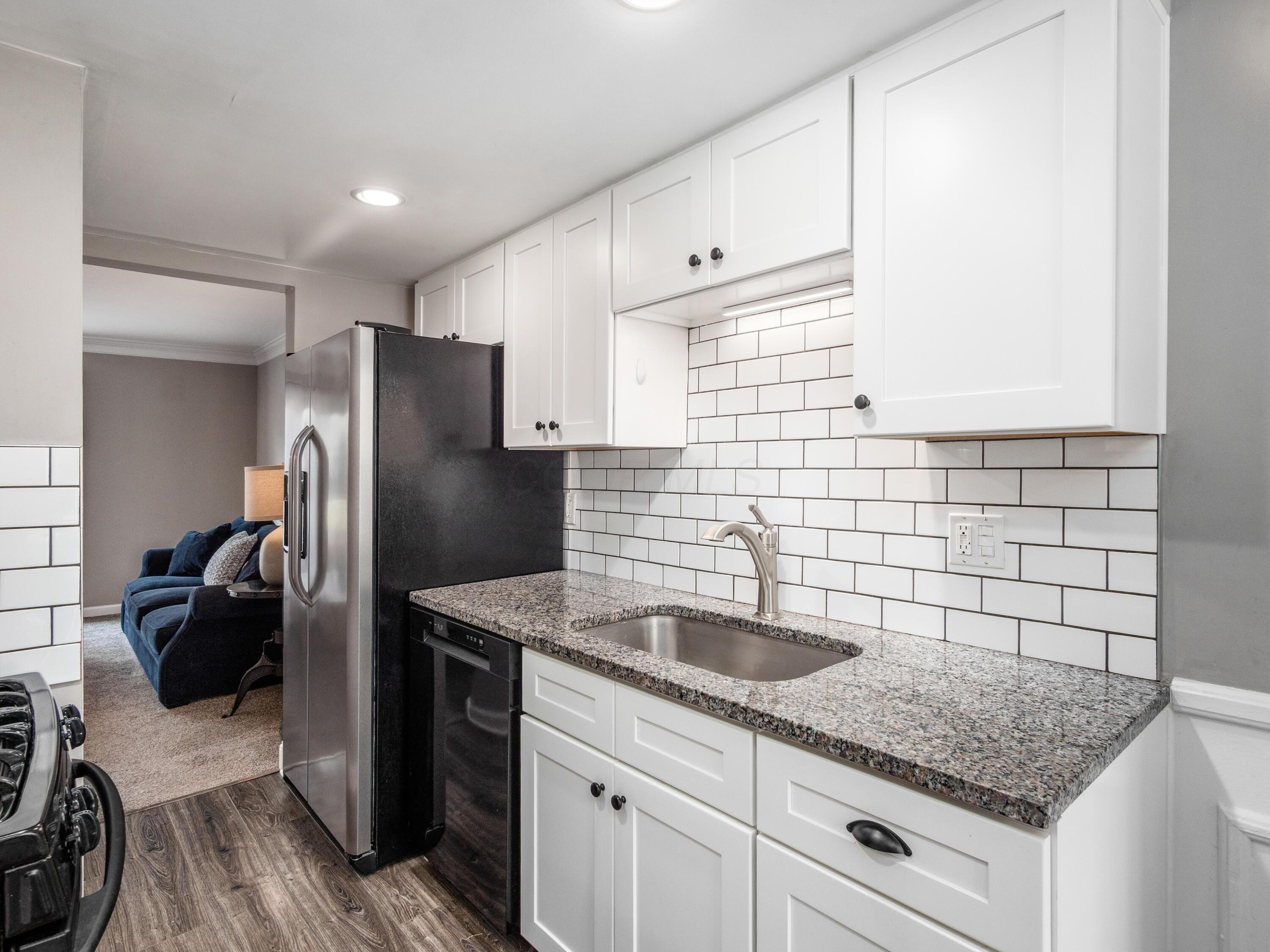 2589 Olde Hill Court N