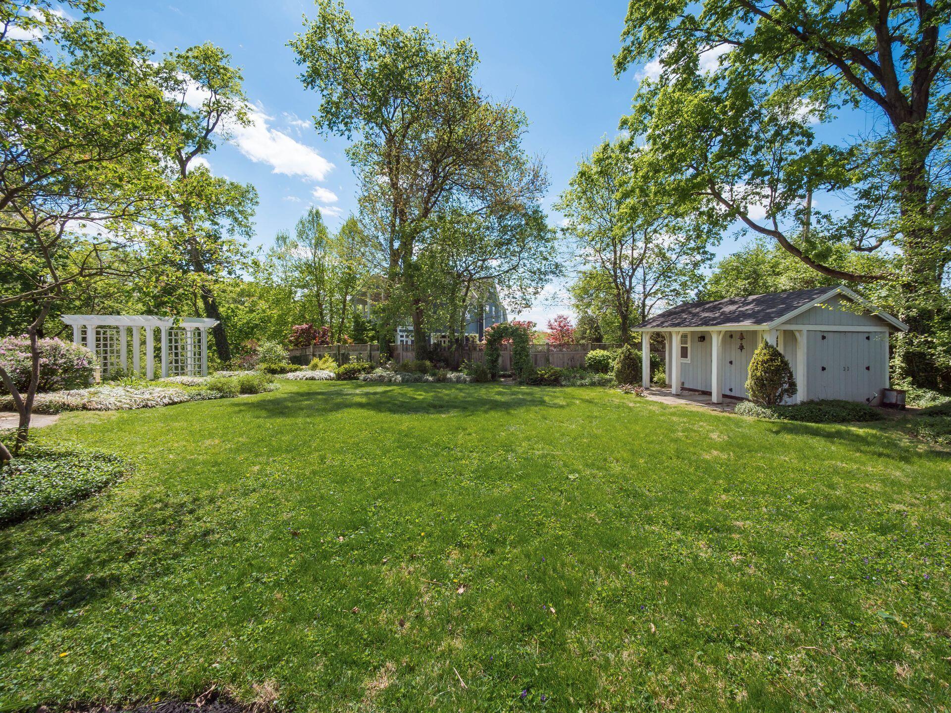 2112 Lower Chelsea Road