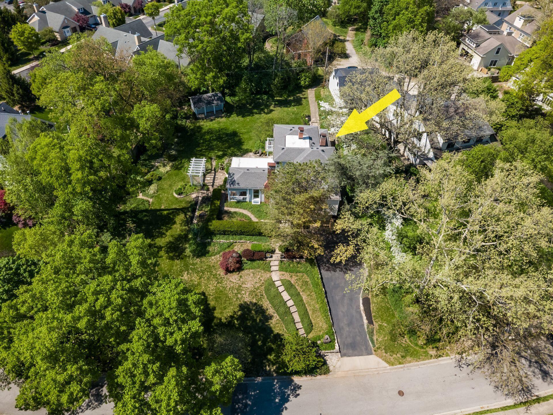 2112 Lower Chelsea Road