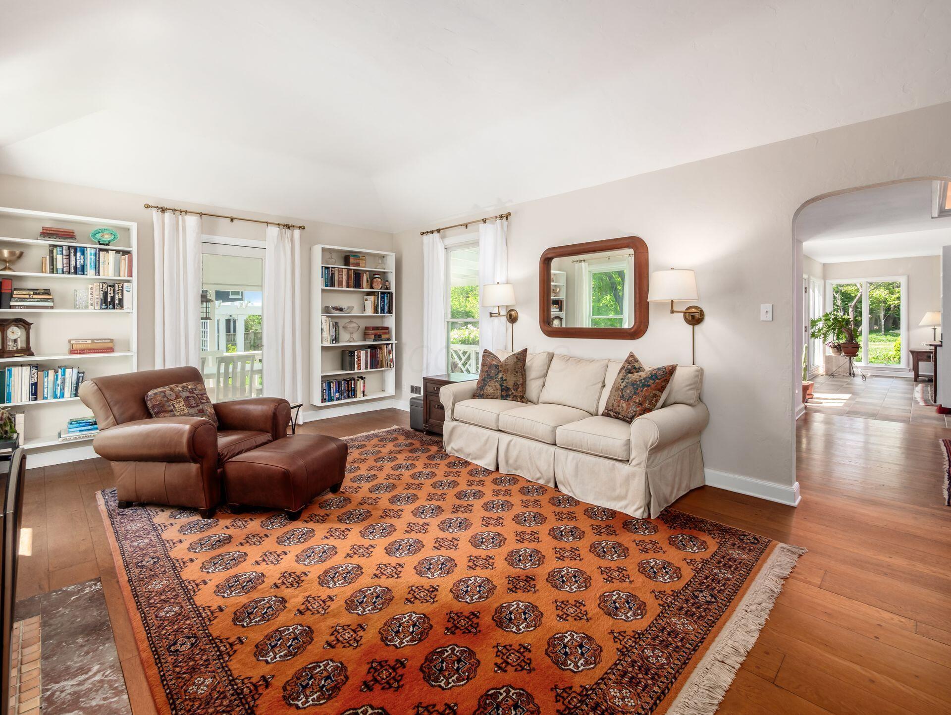 2112 Lower Chelsea Road