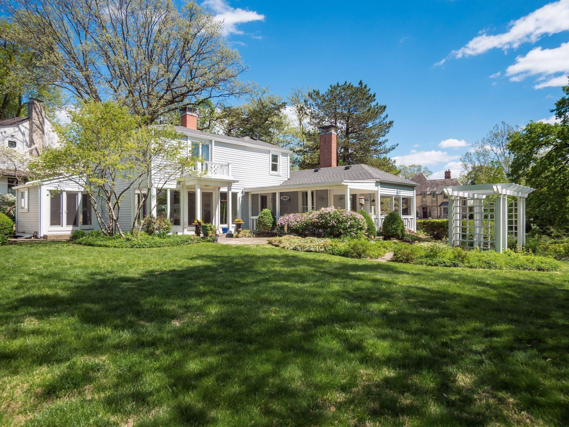 2112 Lower Chelsea Road